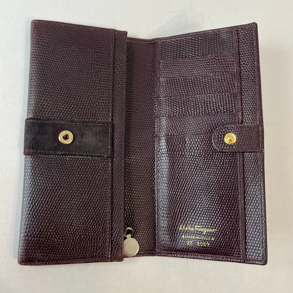 Salvatore Ferragamo Vara Wallet purple‎ Project wallet